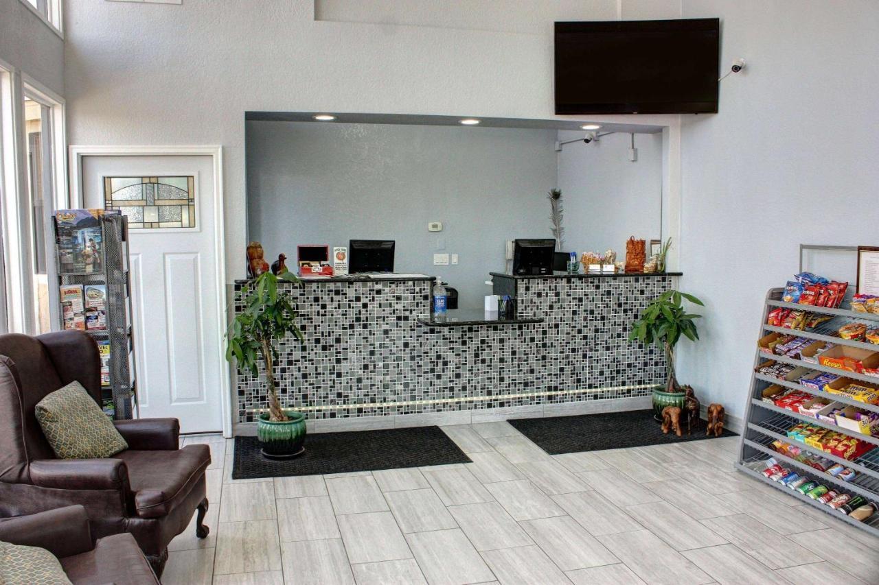فندق Baymont By Wyndham غراند جنكشن المظهر الخارجي الصورة
